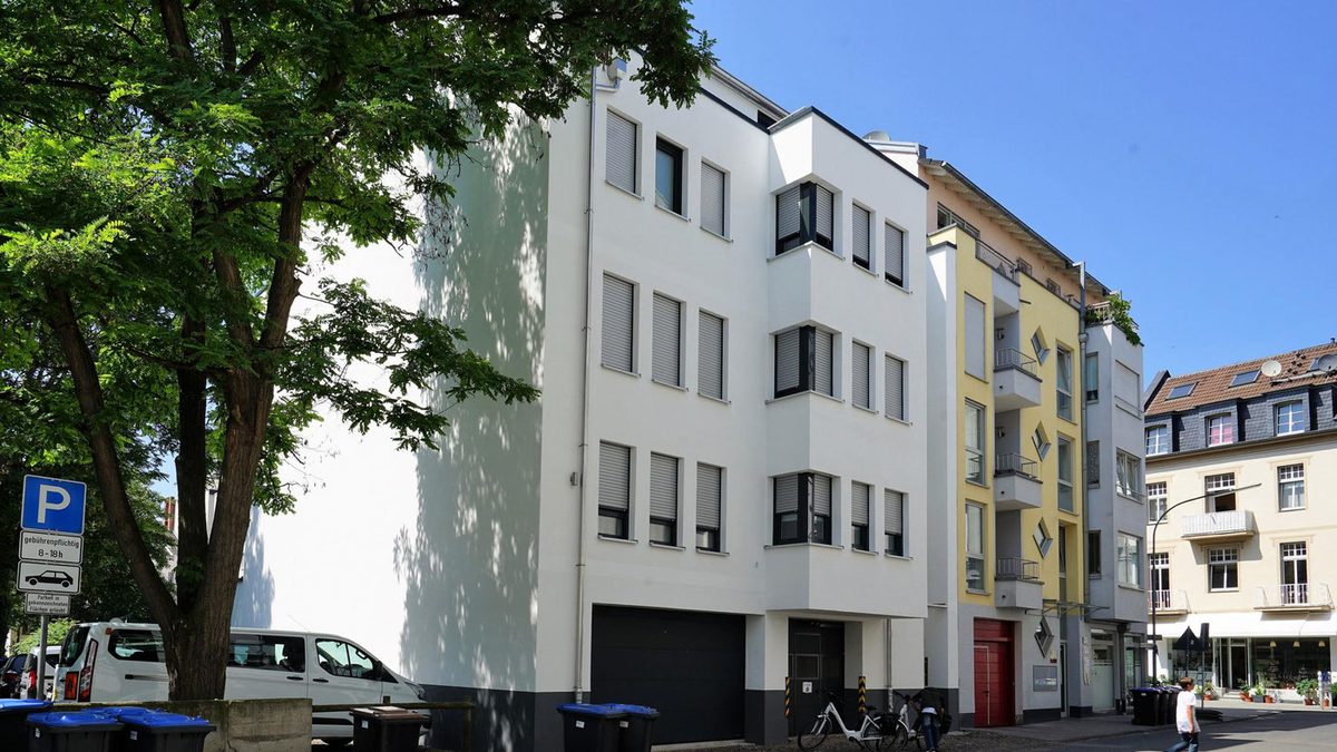 Apartmenthaus in Bad Neuenahr, Straßenansicht